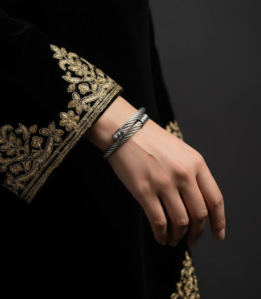 Men's/Women's stainless steel orbit bracelet